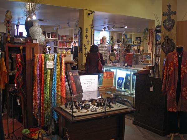 bowers-museum store