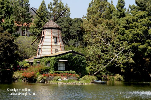 Lake Shrine Meditation Gardens